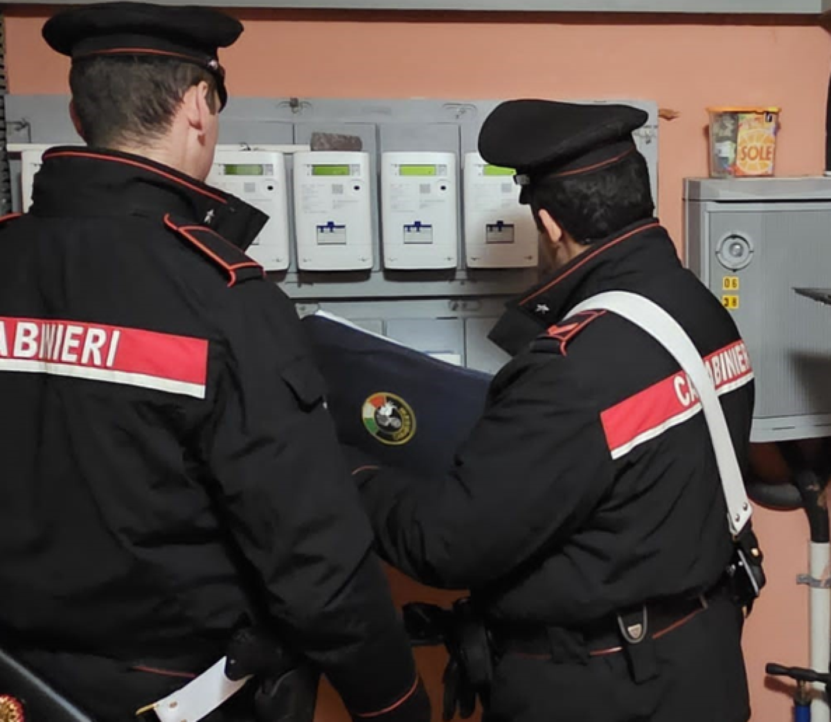 Tre denunciati a San Cristoforo per furto di energia elettrica: danno stimato oltre 23mila euro - 