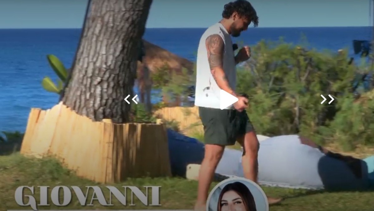Temptation Island: il 'bacio della discordia' di Sabrina scatena la richiesta di falò - 