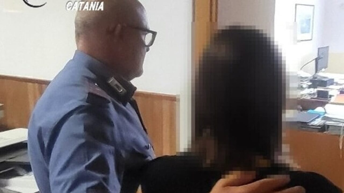 Catania, arrestato 22enne per lesioni e tentato strangolamento della compagna - 