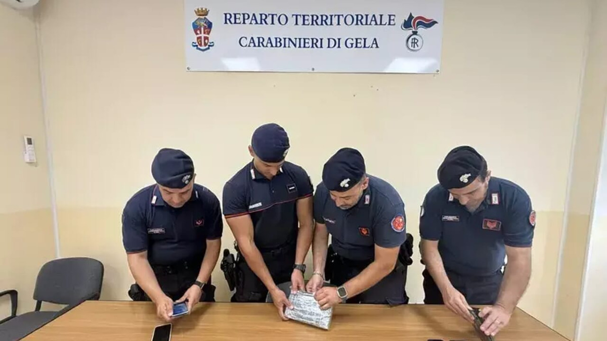 Gela: due corrieri catanesi arrestati, sequestrati 1,25 kg di cocaina dopo inseguimento - 
