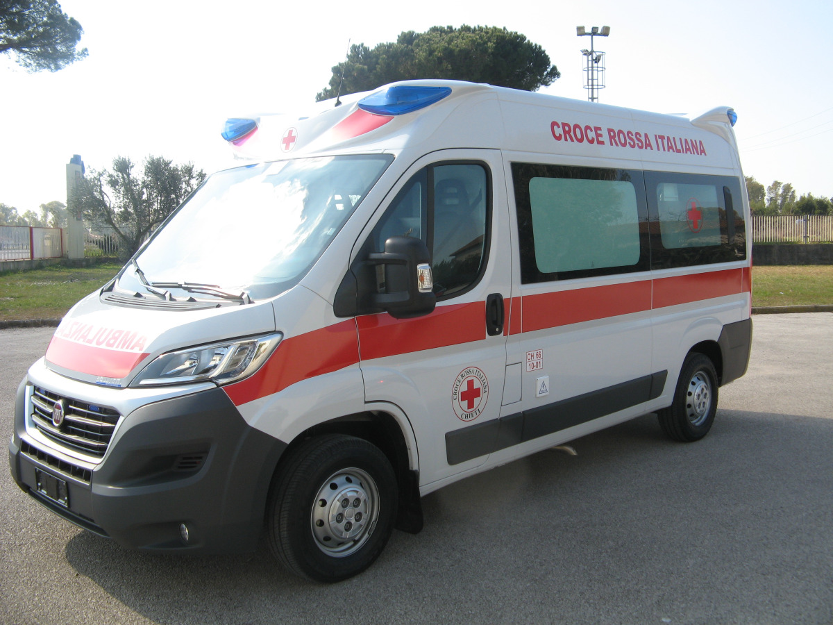 Biancavilla: 87enne trovata morta, monossido di carbonio da auto lasciata accesa nel garage - 