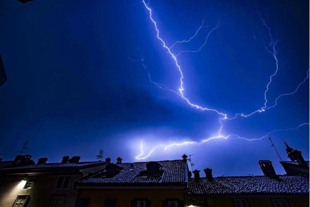 Caldo record, Pregliasco: "I temporali peggiorano gli effetti sulla salute" - 