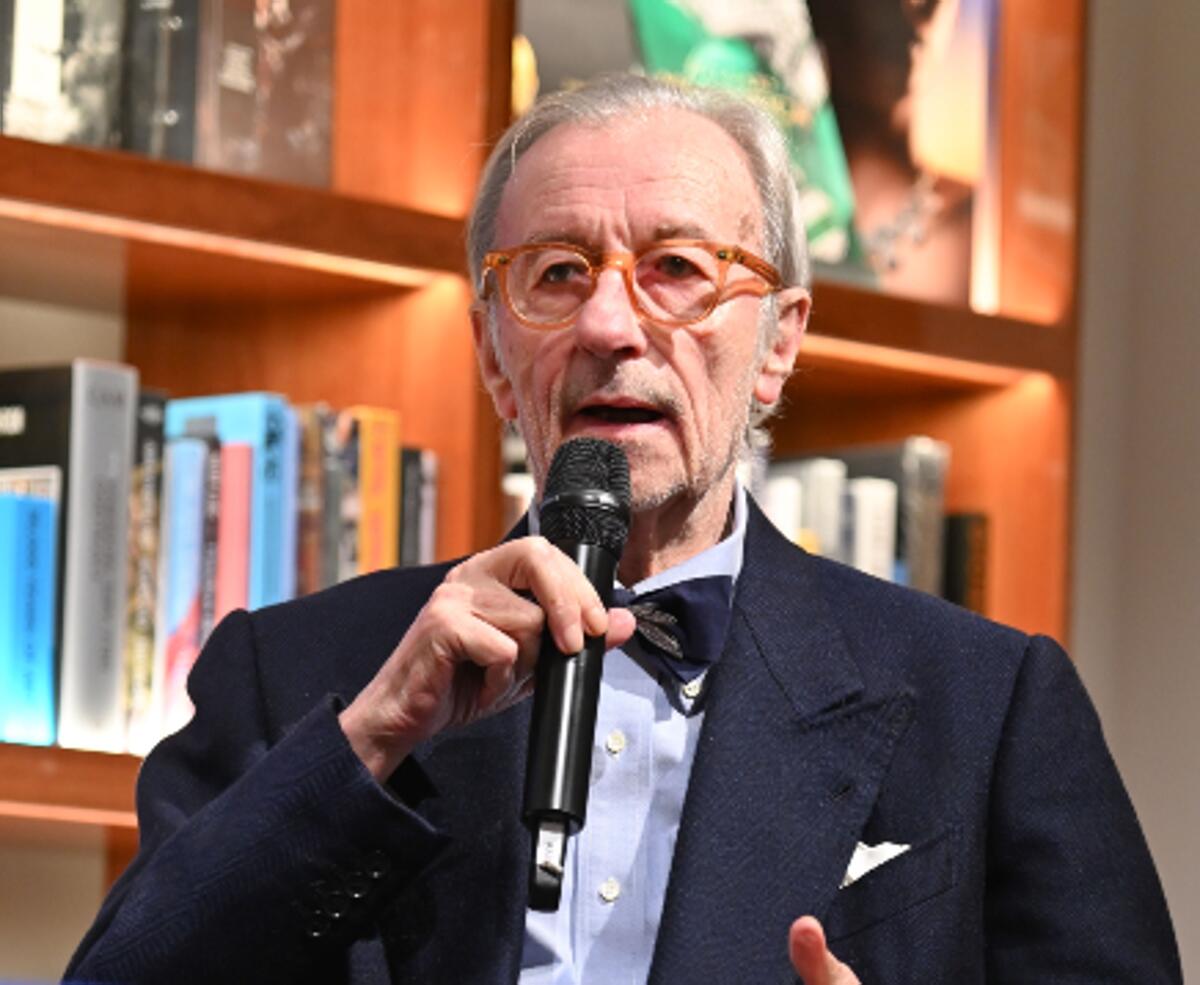 È morta Enoe Bonfanti, moglie di Vittorio Feltri: aveva 88 anni - 
