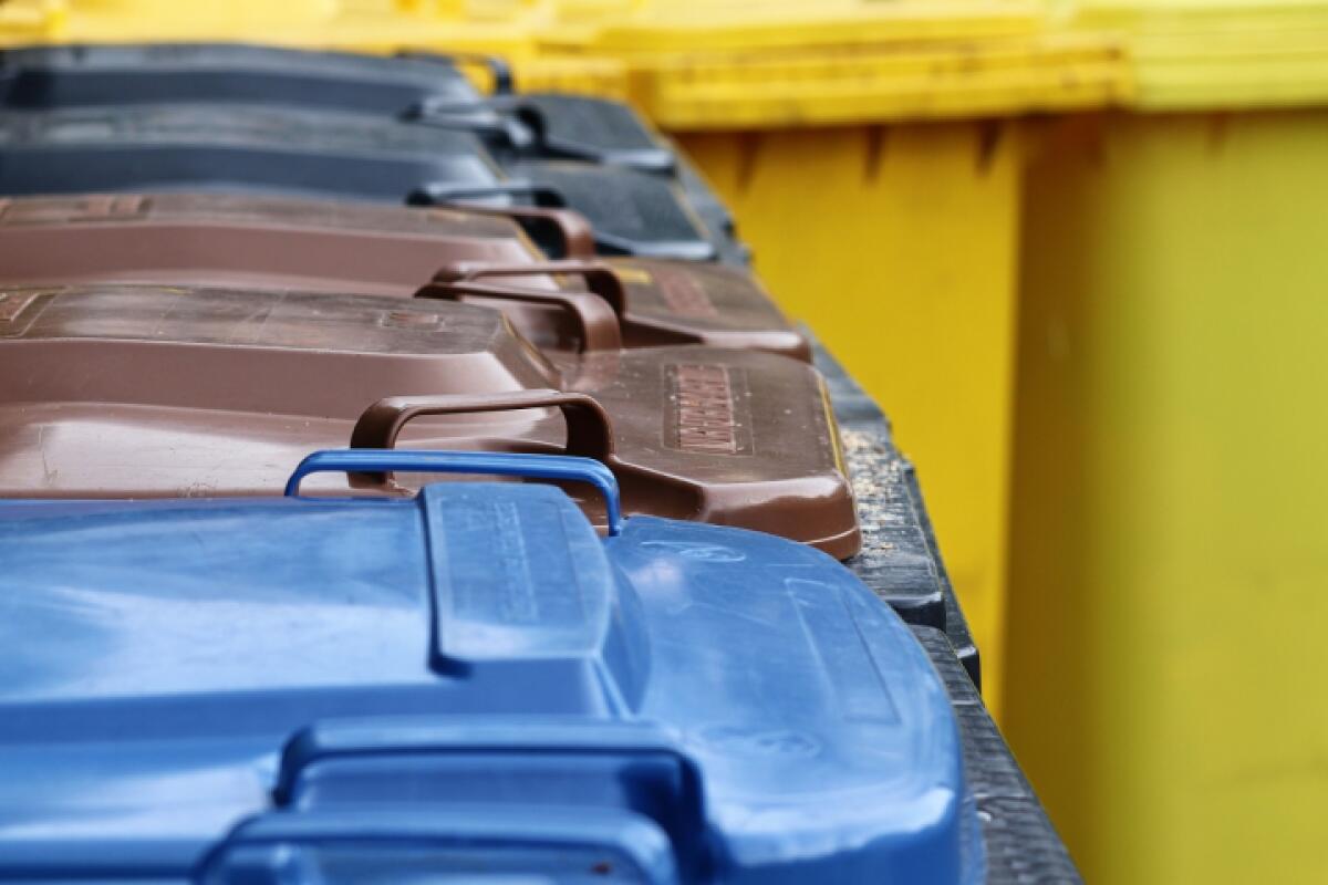 TARI a Caltanissetta: il Comune smentisce aumenti, avvisi contengono componenti ARERA da 6€ - 