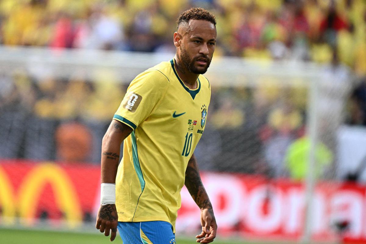 Neymar, Ibrahimovic: "Grande giocatore, ma avrebbe potuto fare di più..." - 