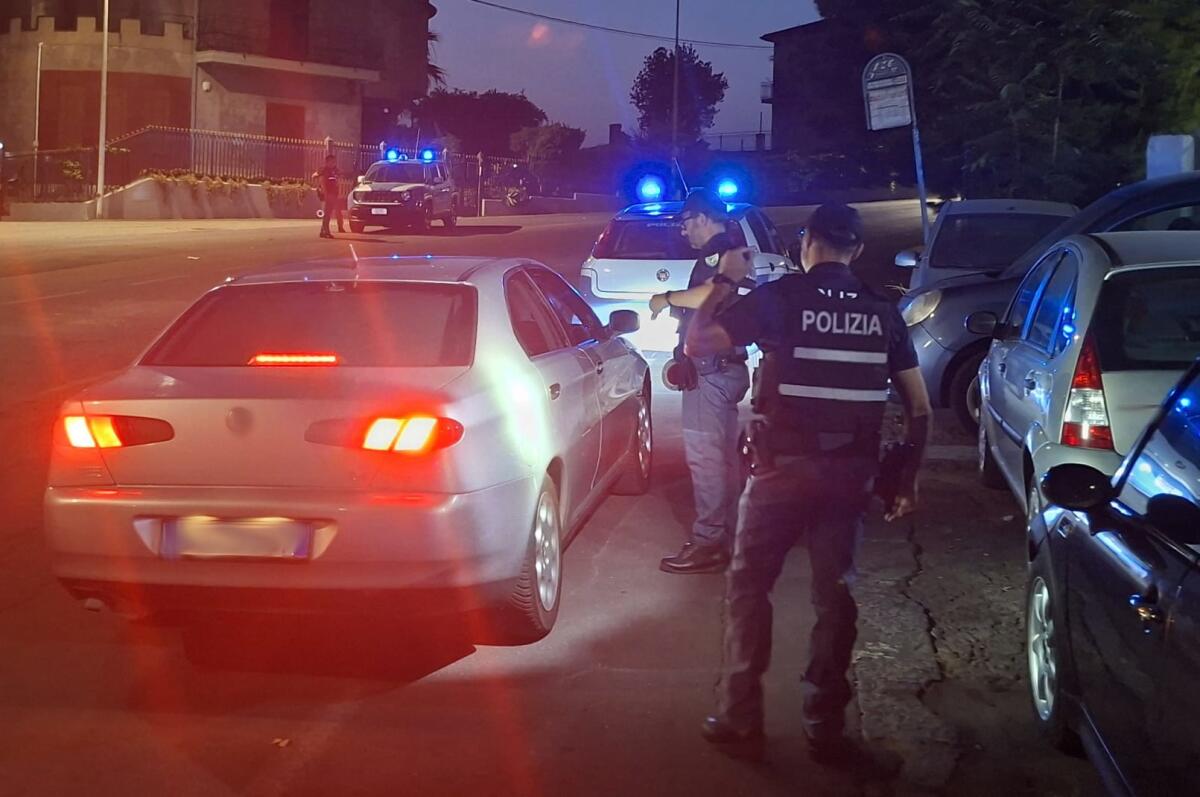 Controlli straordinari della Polizia a Biancavilla e Santa Maria di Licodia: 91 persone identificate - 