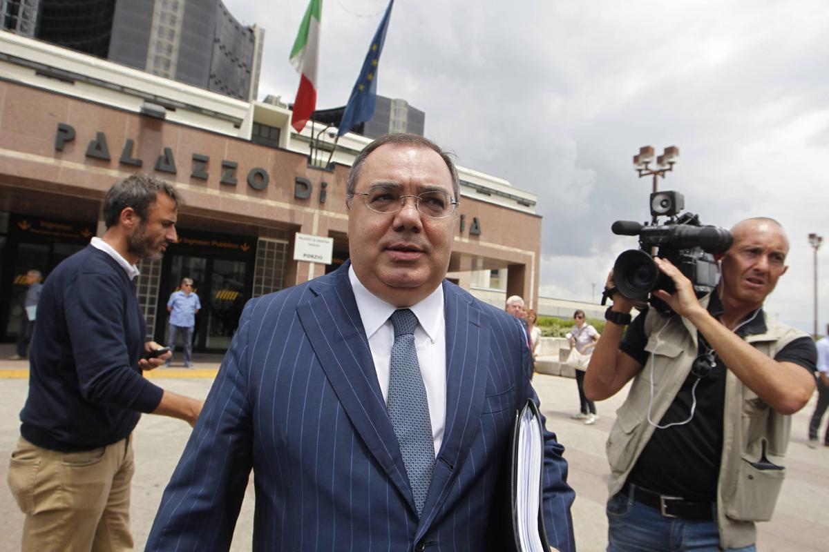L'ex amico Sergio De Gregorio: "Lavitola? Affascinante ma porta guai, povero Ranucci..." - 
