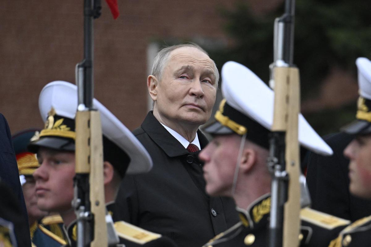 Russia, settimana nera per Putin: fiducia ai minimi e consenso in caduta libera - 
