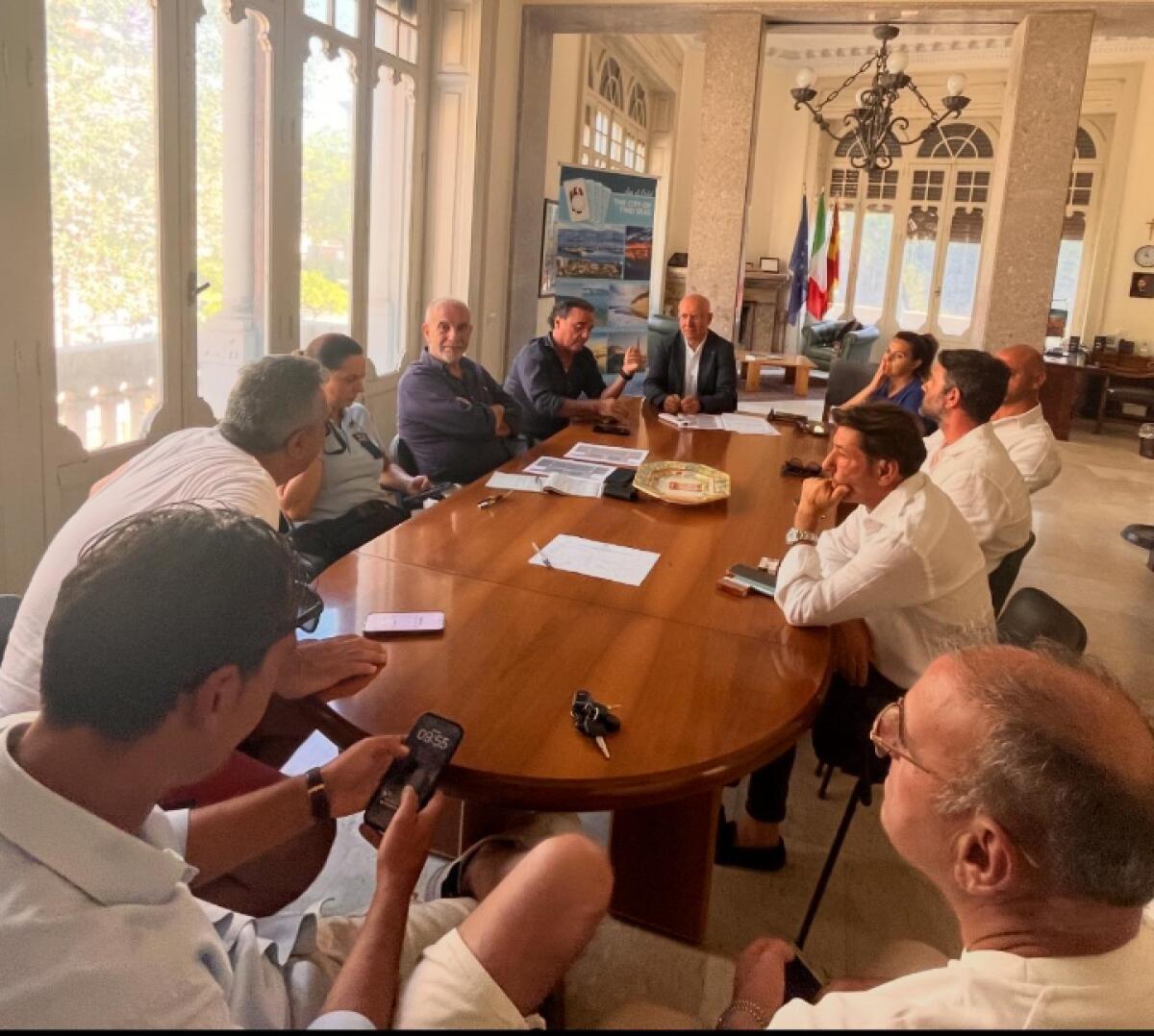 Messina: regole e controlli a Largo Minutoli per l'accoglienza dei crocieristi - 