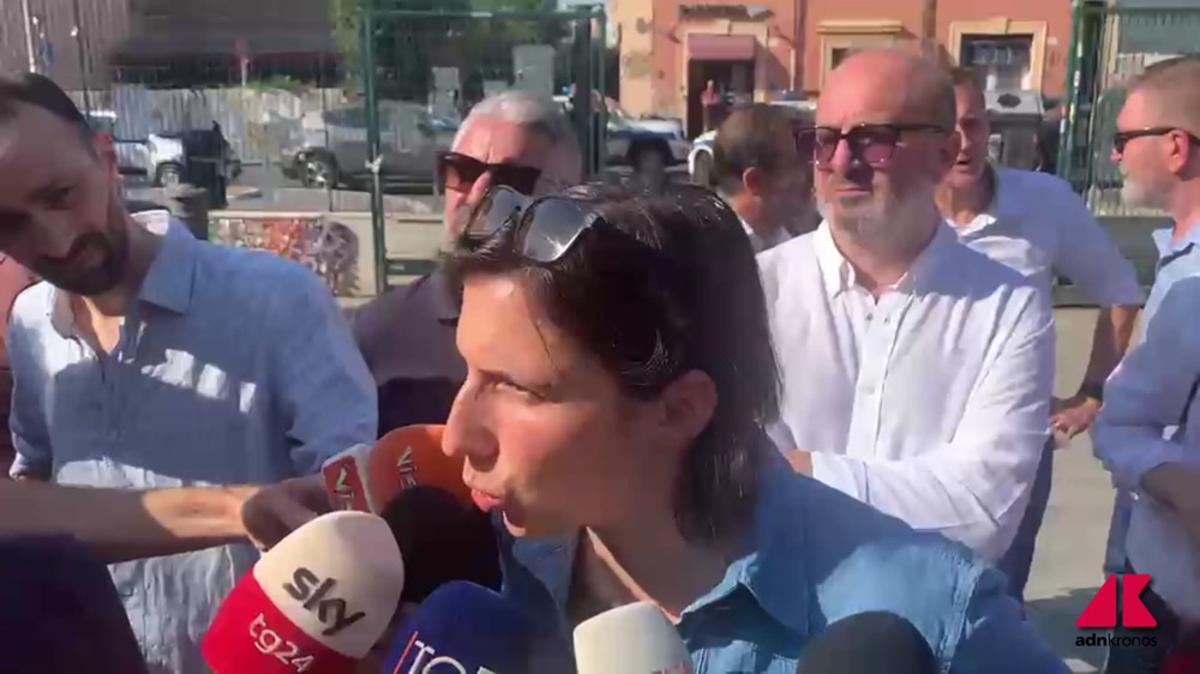 Caso Delmastro, Schlein: "La destra smetta di nascondere le chat" - Video - 