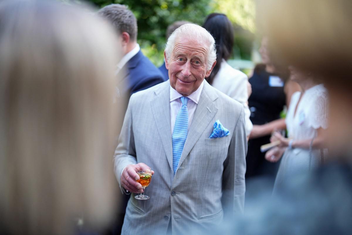 Gran Bretagna, oltre 300 case di Re Carlo a Sandringham infestate dai ratti - 