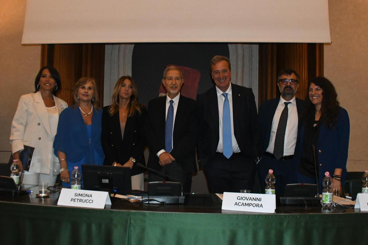 Mare, Musumeci: "Underwater e spazio sfide priorità per il governo" - 