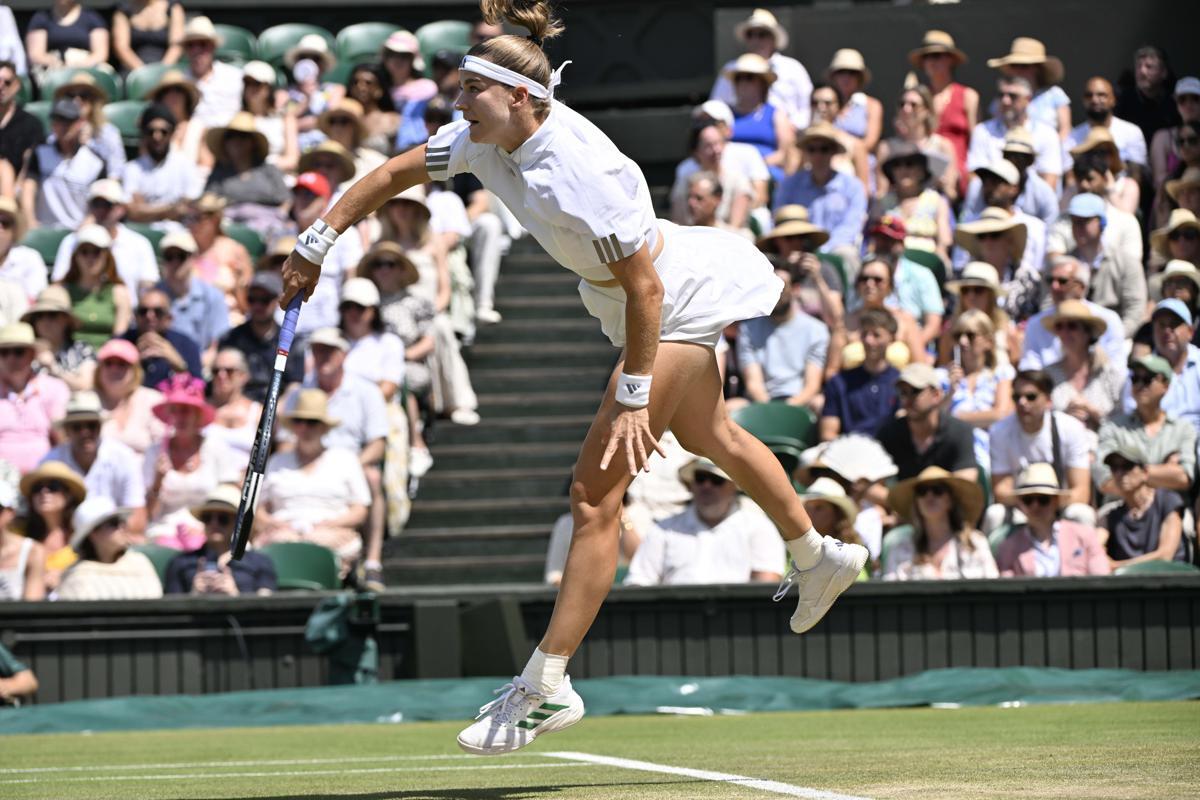 Wimbledon, Muchova prima finalista: Gauff battuta 7-6 al 3° set - 