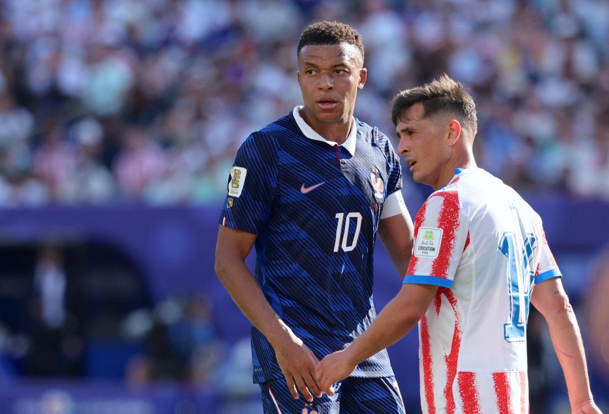 Mbappé, senatrice del Paraguy lo insulta: razzismo dopo i Mondiali - 