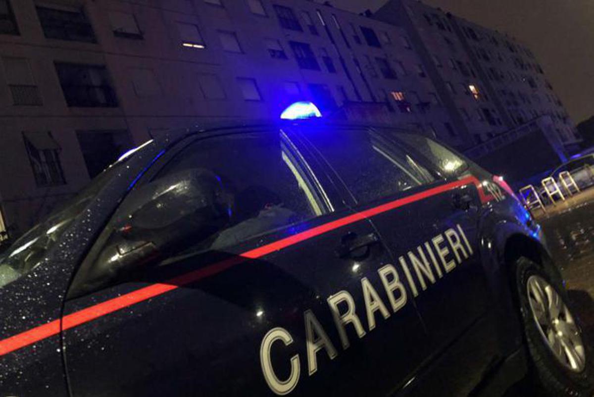 Lite in strada a Collegno, pedone 80enne ucciso a coltellate: fermato presunto aggressore - 