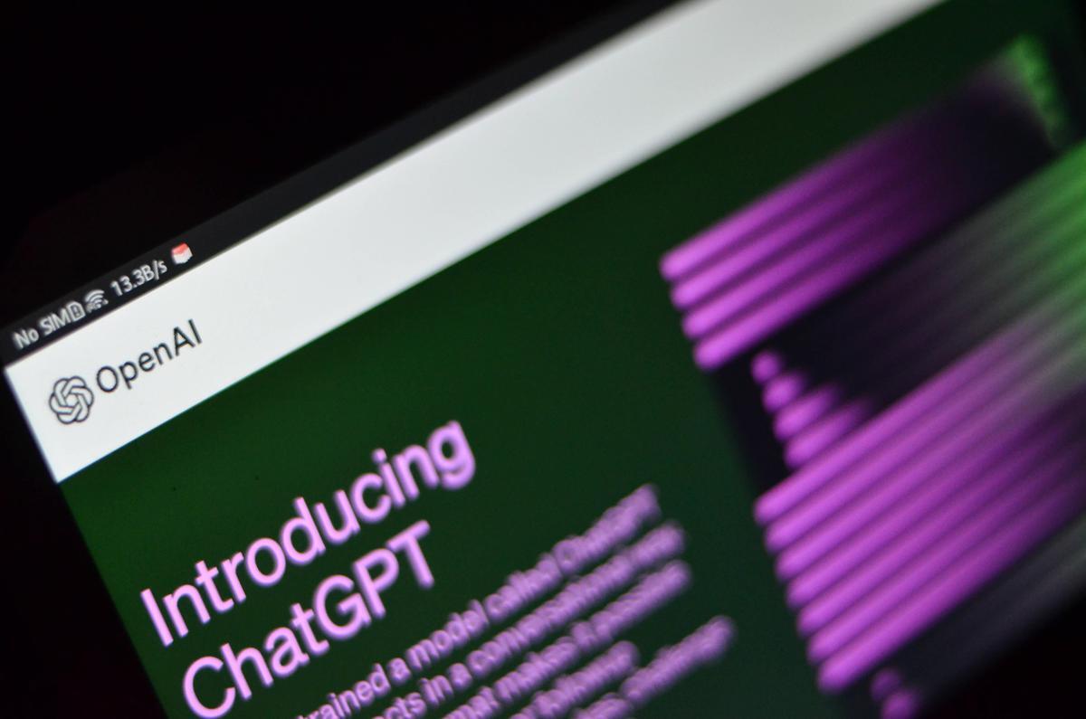 ChatGPT down in tutto il mondo, si indaga sulle cause - 