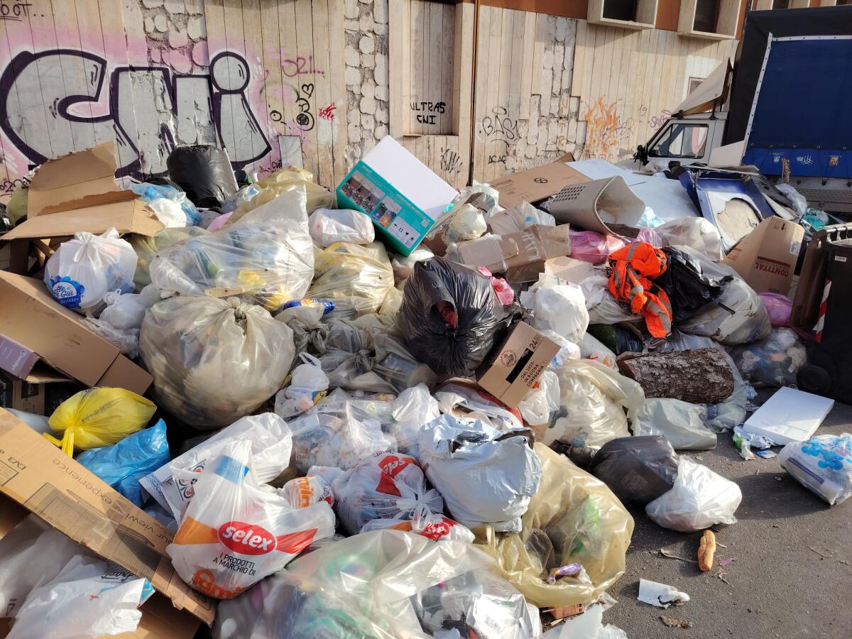 Palermo, RAP avvia piano straordinario per rimuovere discariche abusive nel centro storico - 