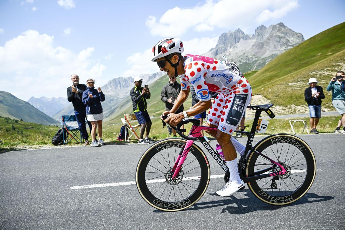 Tour de France, Carapaz vince 20a tappa e Pogacar blinda la vittoria finale - 