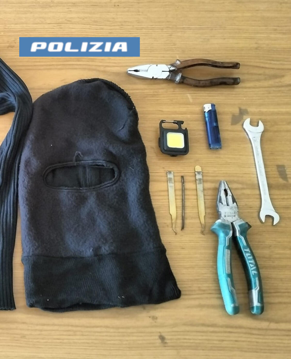 Catania, denunciato 43enne sorpreso con passamontagna e arnesi per scassinare a Nesima - 