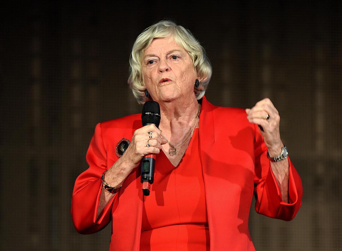 Gran Bretagna, morte Ann Widdecombe: 'lady Brexit' massacrata con un martello - 