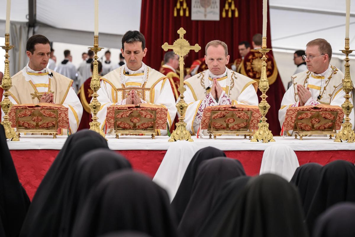 Lefebvriani, chi sono: la storia della Fraternità San Pio X - 