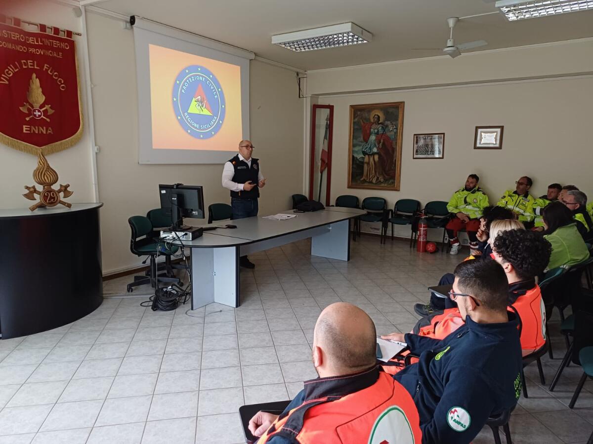 Sicilia, 690 nuovi volontari AIB: rafforzata la rete antincendi in vista della stagione estiva - 