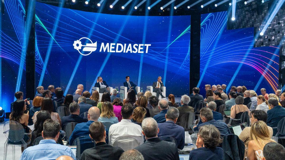 Mediaset scommette sui classici, punta su Milo Infante e non chiude ad Amadeus e Mentana - 
