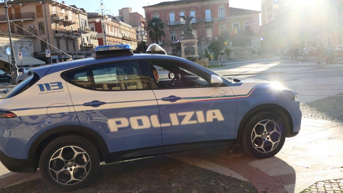 Vittoria: denunciato un 19enne per porto di coltello a scatto - 