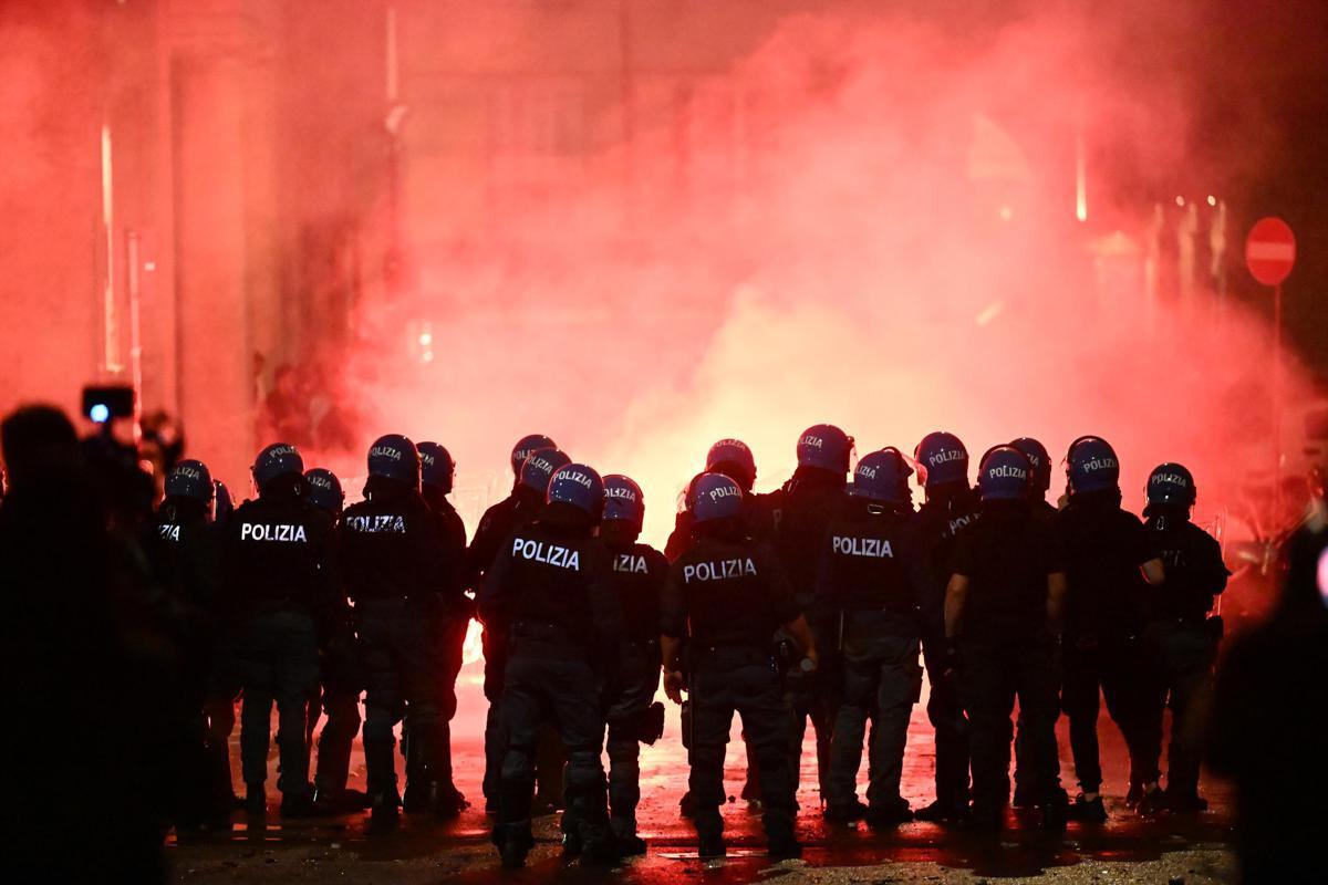 Caso Fakir, botta e risposta su scontri Bologna. Tajani: "inconcepibili violenze", Schlein e Conte difendono Lepore - 