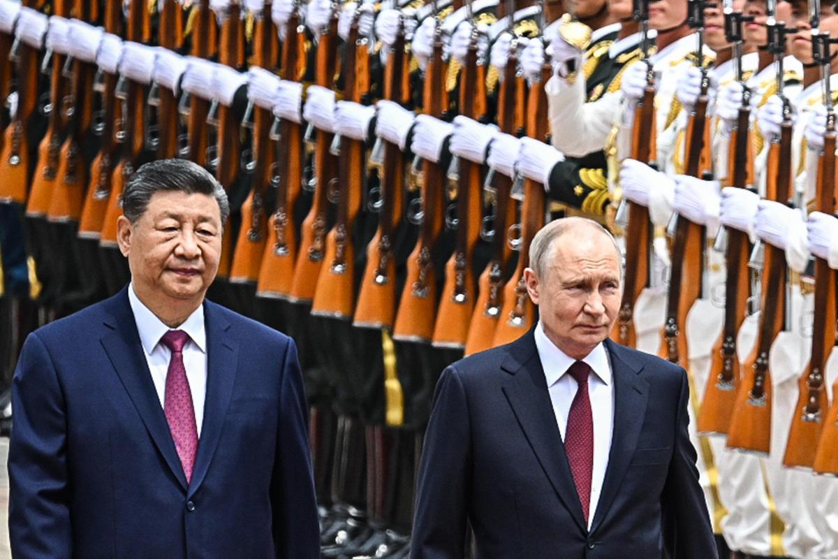 Russia-Cina, svelata cooperazione militare dal 2023: "Pechino ha insegnato a Mosca a silenziare Starlink" - 