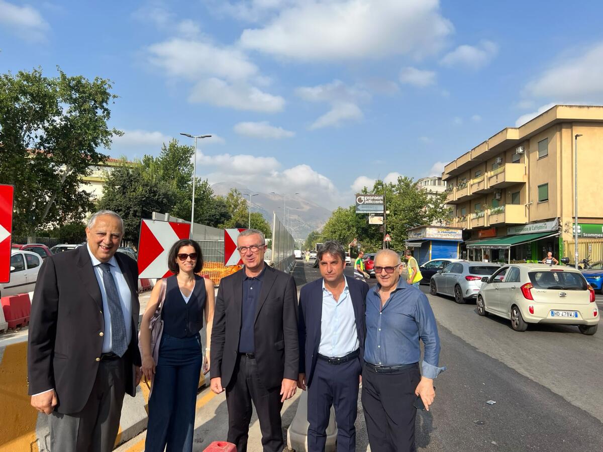 Palermo, riaperto viale Michelangelo dopo il rifacimento della fognatura - 