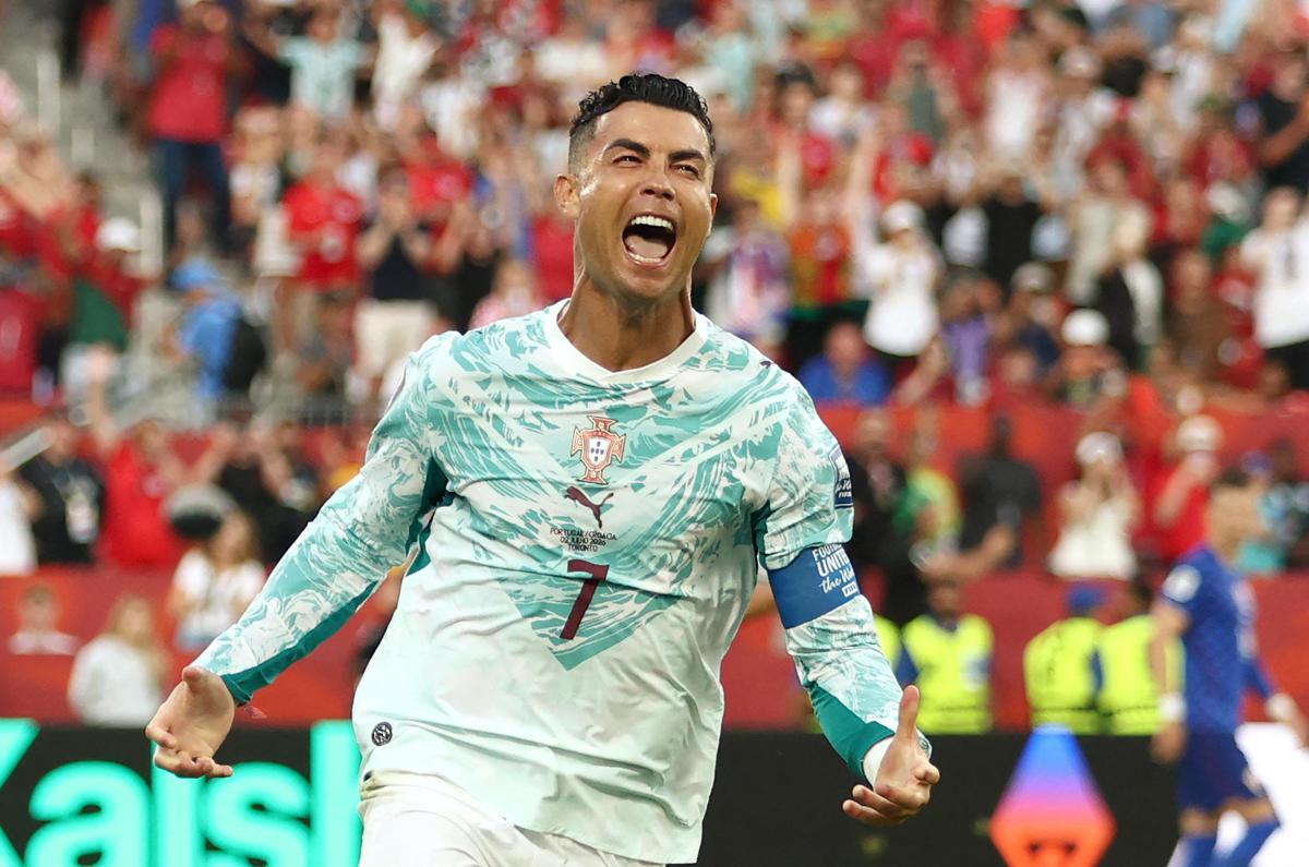 Portogallo, Ronaldo ha pregato in arabo prima del rigore? Il labiale è virale - 