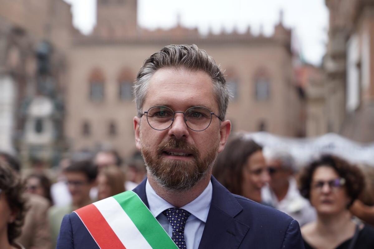 Bologna: scorta al sindaco Lepore dopo minacce di morte online - 