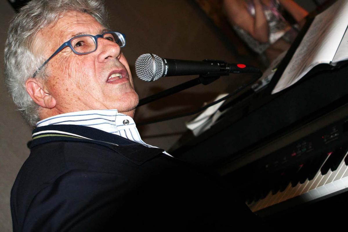 Peppino di Capri, il mondo della cultura e dello spettacolo ricorda il cantante - 