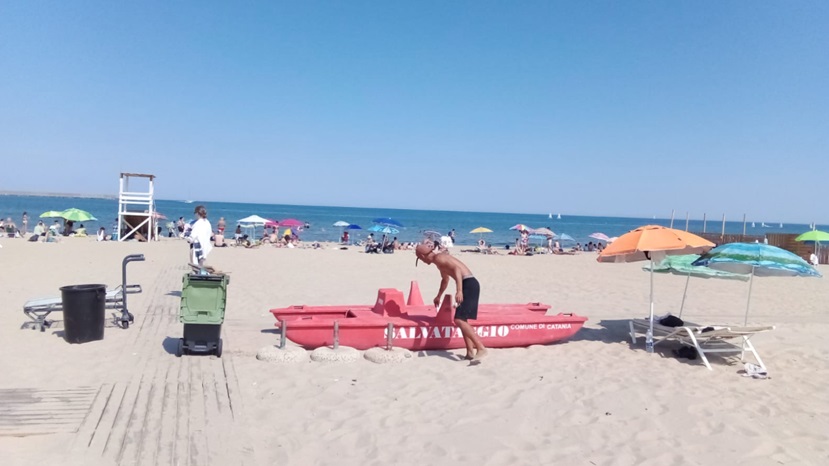 Catania: attrezzature gratuite per disabili nelle spiagge comunali della Plaia e al Solarium - 