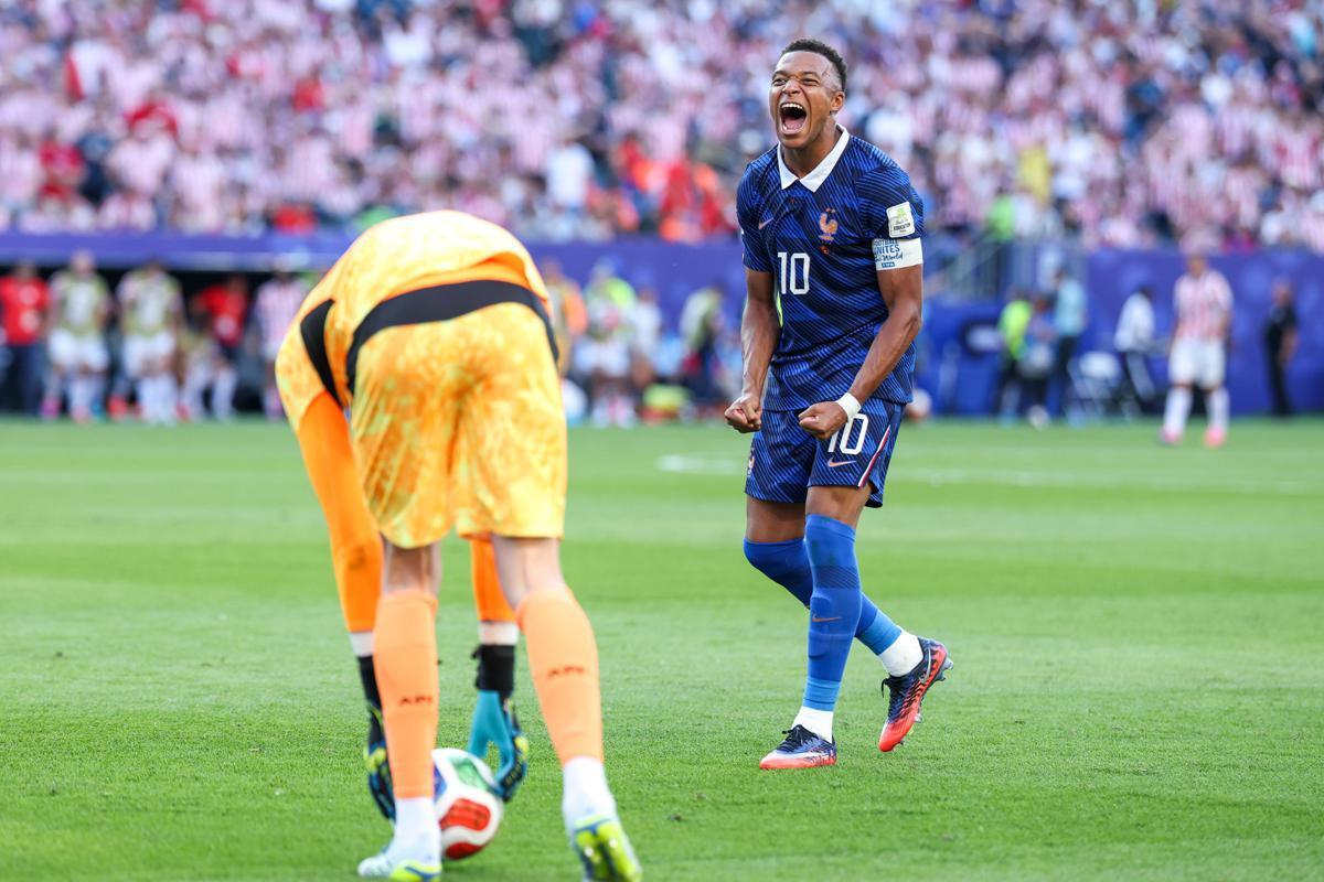Francia-Paraguay 1-0, la sintesi di Mbappé: "Abbiamo messo le mani nella m..." - 