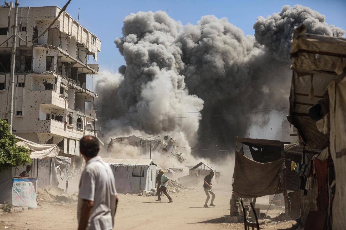 L'Unione europea lancia 'Team Gaza': quasi 900 milioni per la ricostruzione, condizioni e impegni - 