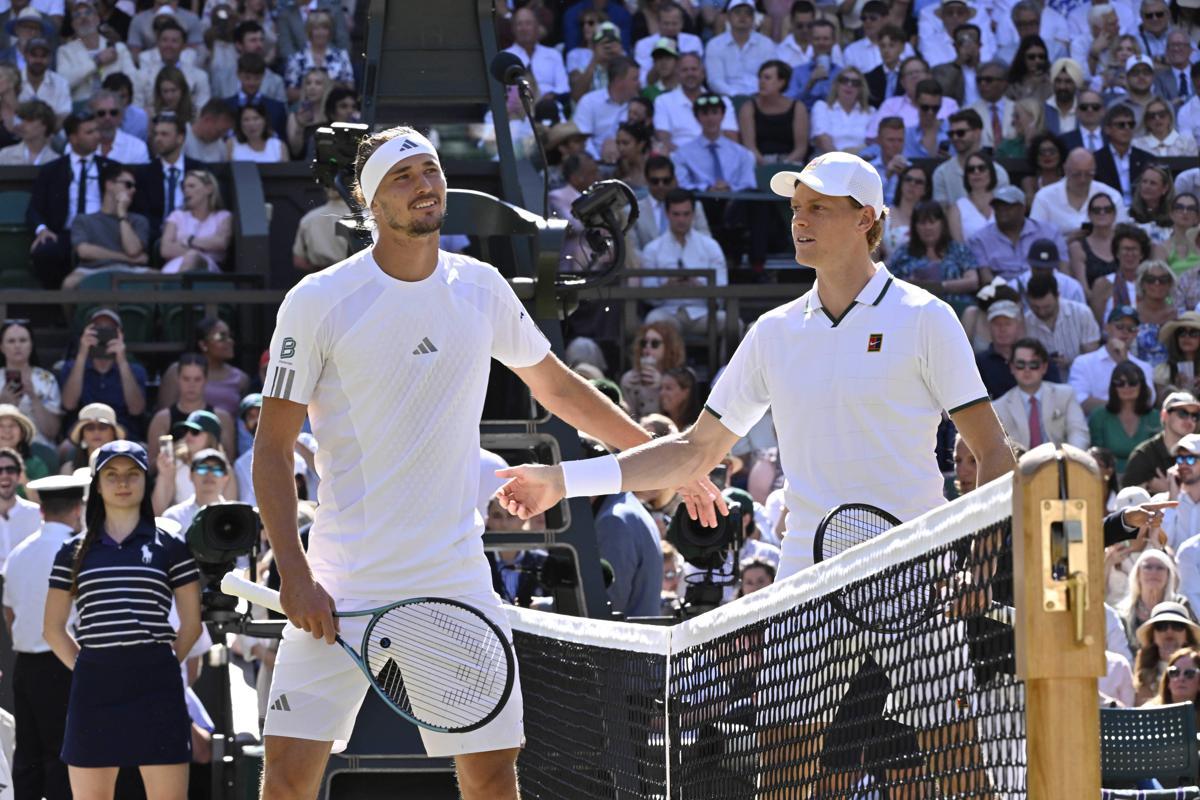 Zverev scherza con Sinner: "Non mi sei simpatico, vinci sempre". E Jannik: "So che vuoi diventare numero uno..." - Video - 
