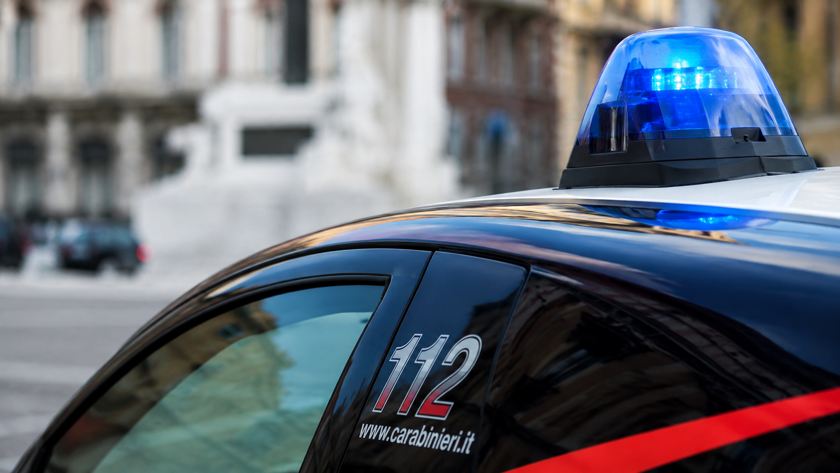 Palermo: controlli NAS, sequestrati circa 5 quintali di alimenti non idonei e sospesa azienda di lavorazione carni - 