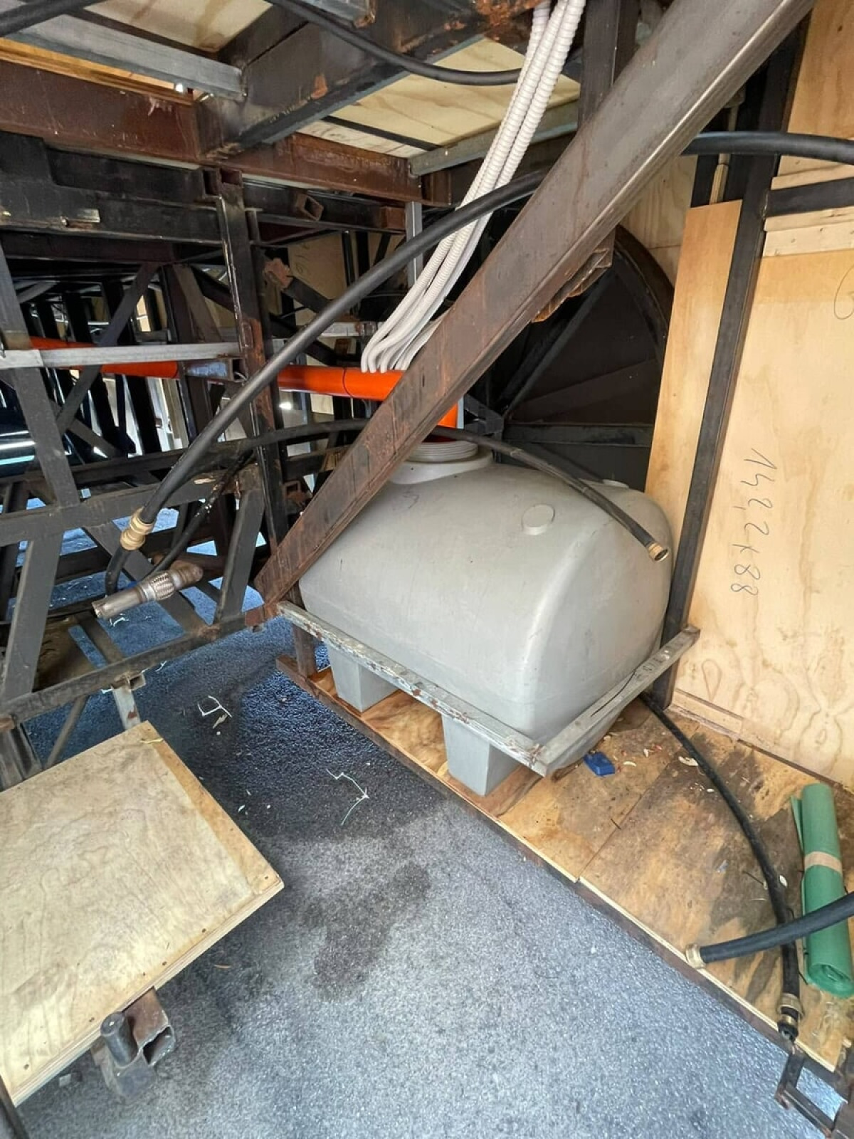 Furto sul carro di Santa Rosalia: rubata la batteria che alimentava l'impianto d'irrigazione - 