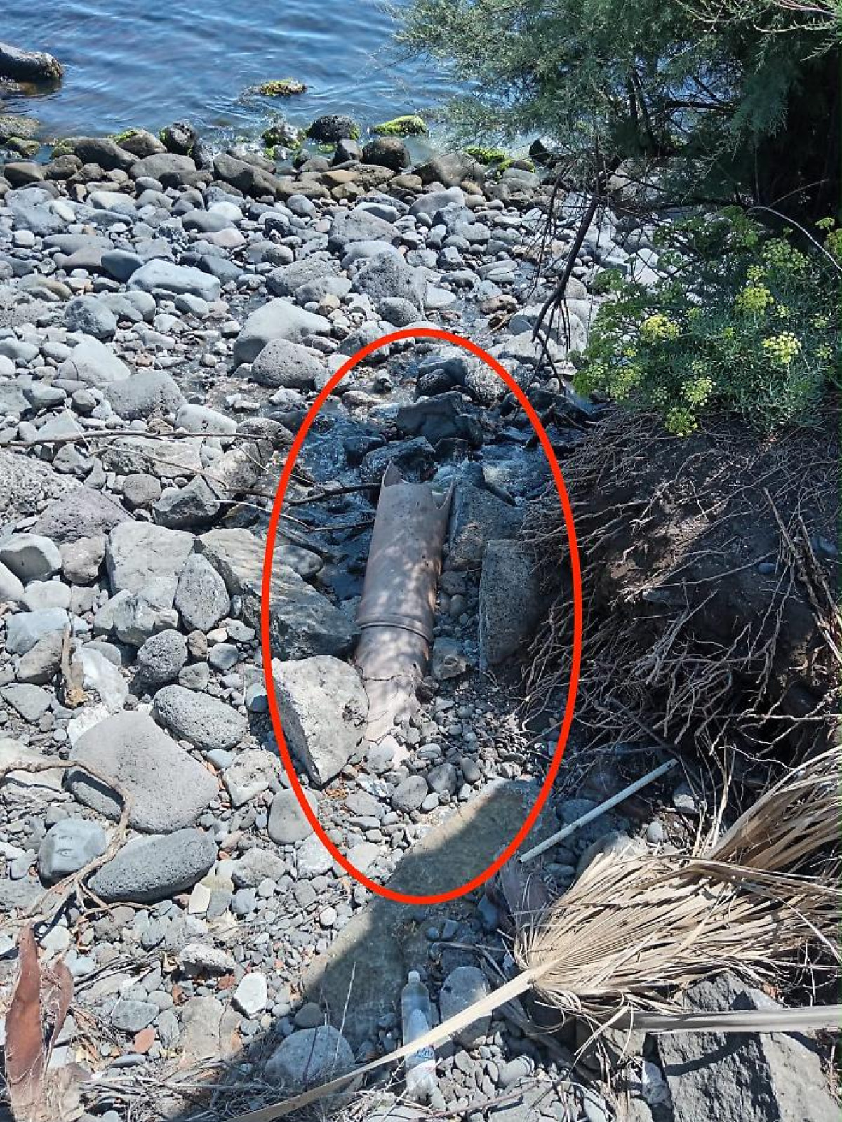 Sversamento di acque reflue a Torre Archirafi: Primavera accusa la rete fognaria 'colabrodo' - 