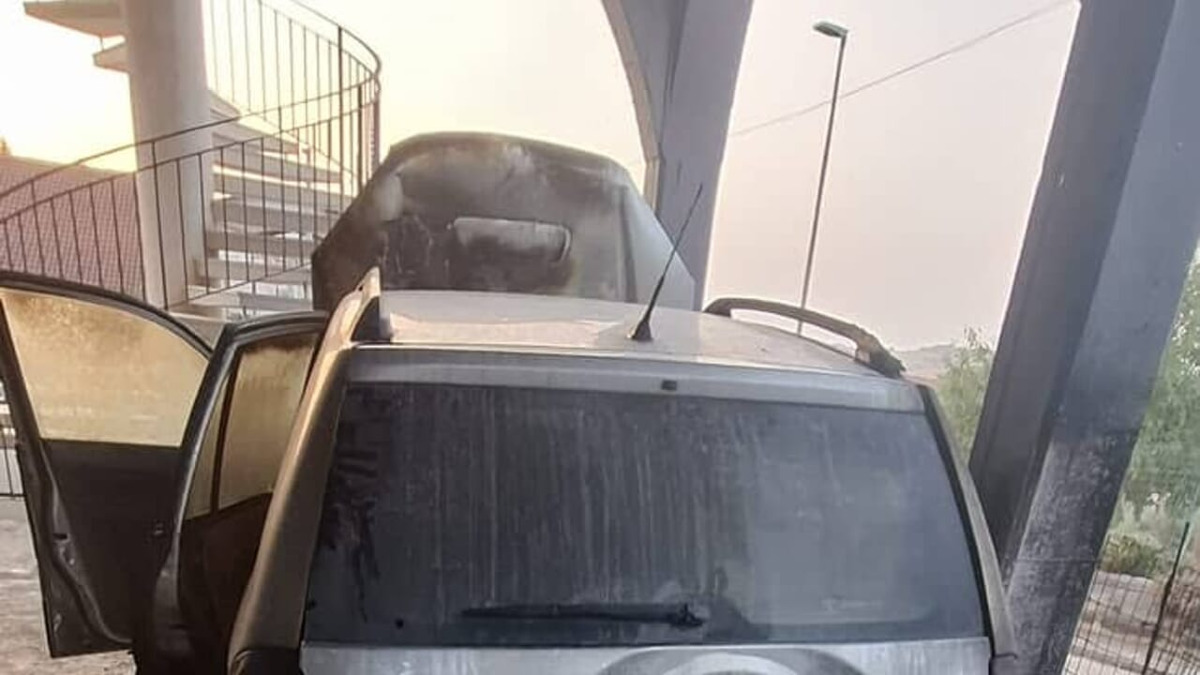 Incendio a Castel di Iudica: distrutta l'auto del comandante della polizia locale, indagini in corso - 