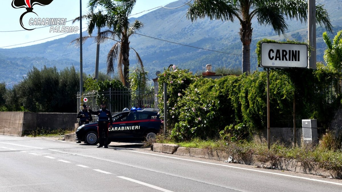 Arrestato a Carini 31enne: minacciava la madre per soldi della droga, bloccato con il taser - 