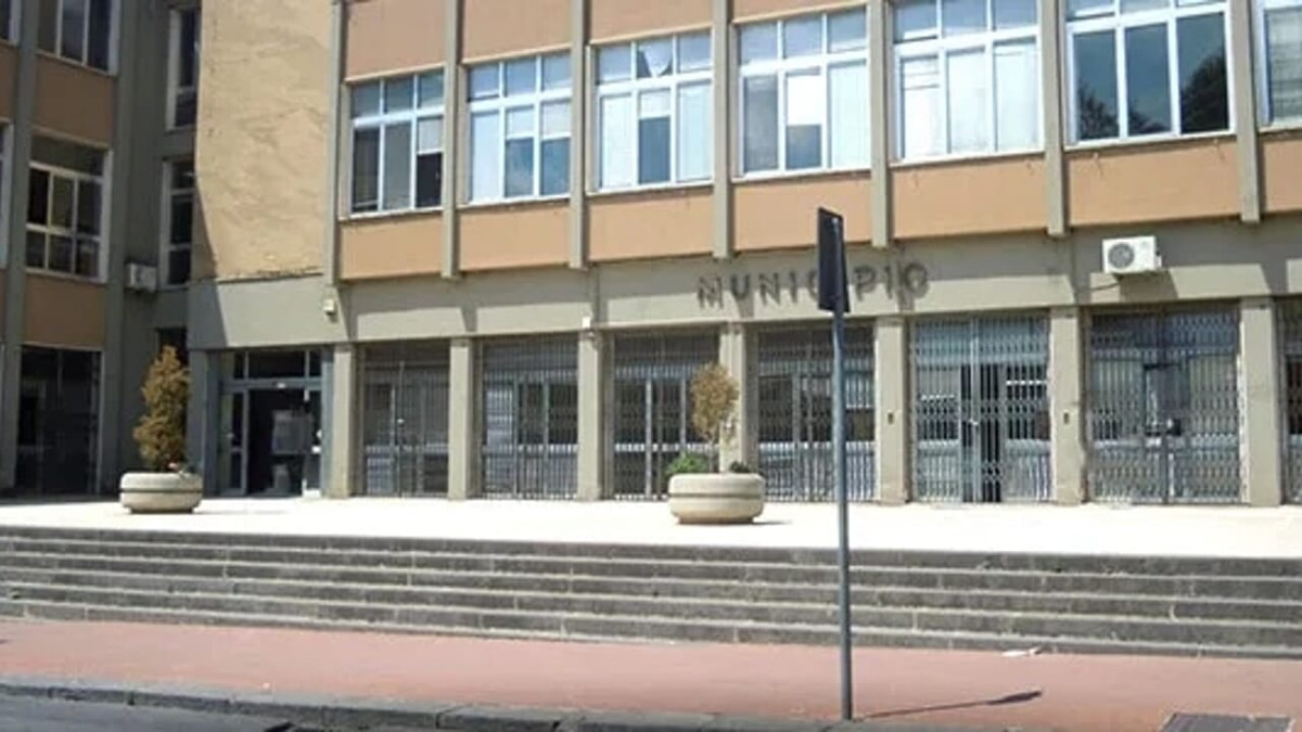 Adrano: TSO per un uomo dopo il ritrovamento di due cani in condizioni di grave degrado - 