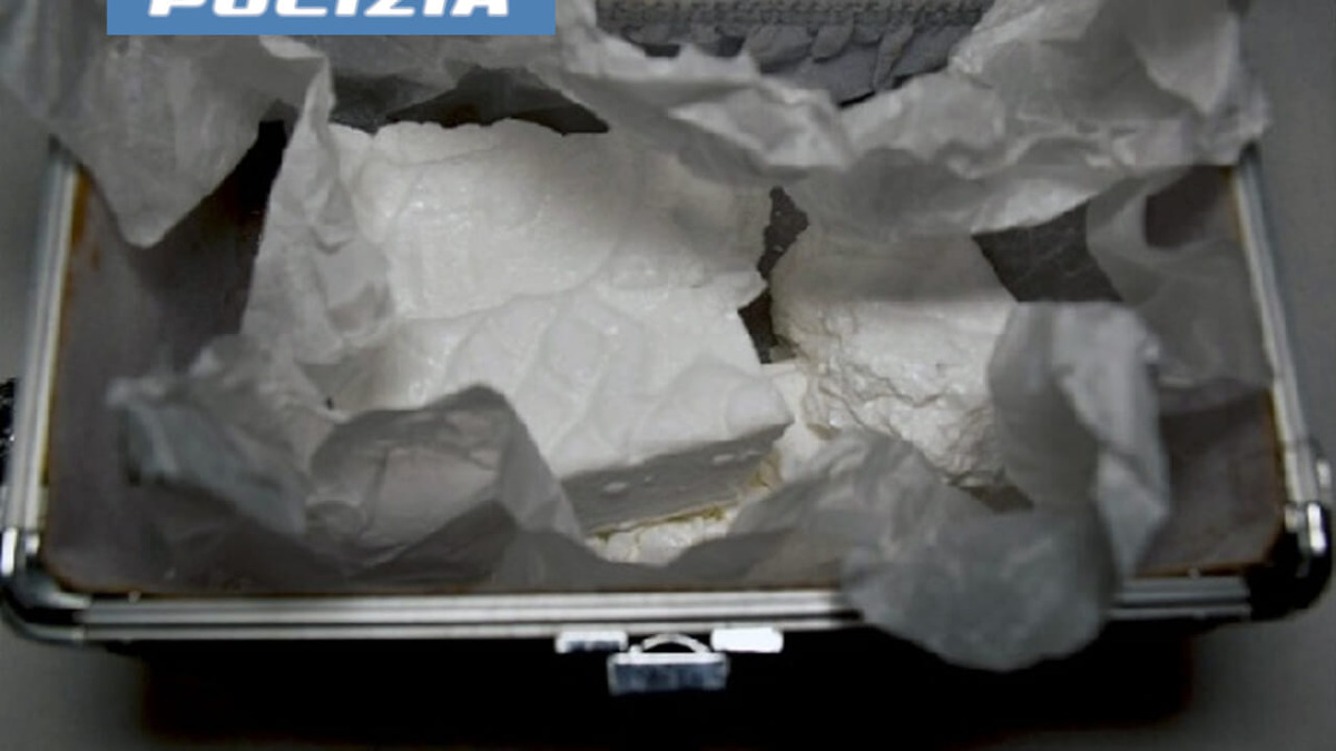 Arrestato a Reggio Calabria 59enne latitante coinvolto in traffico di quasi 2 tonnellate di cocaina - 