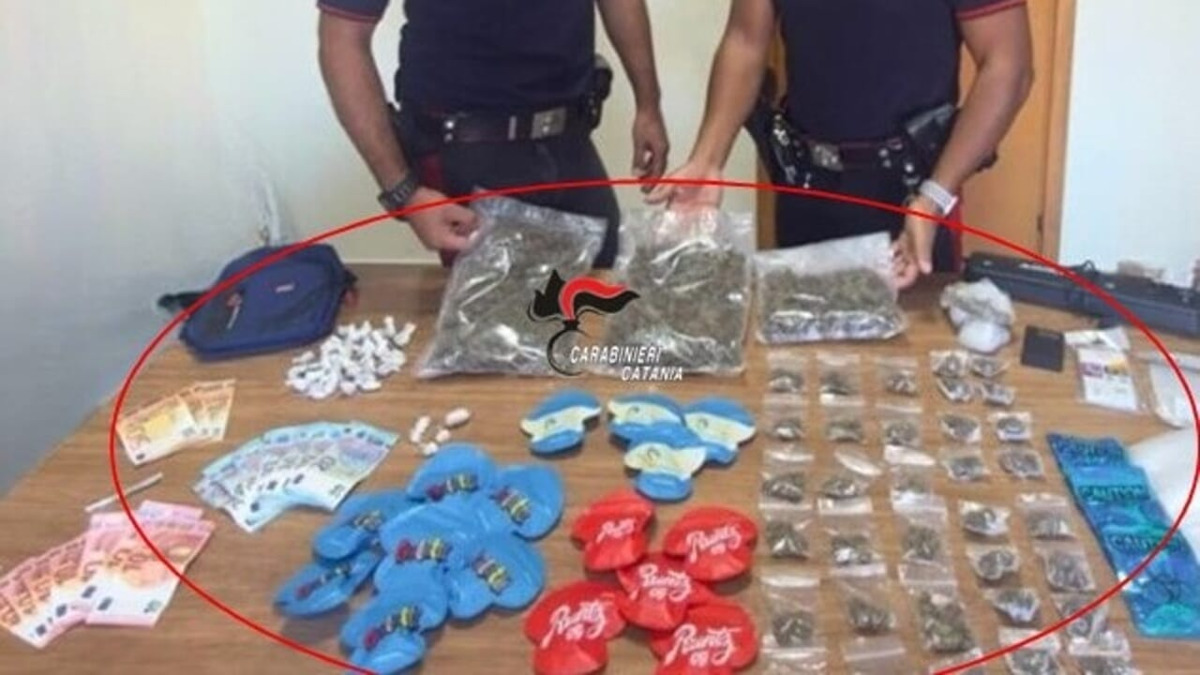San Gregorio: controllo dopo un incidente, carabinieri sequestrano oltre un chilo di droga e arrestano un 25enne - 