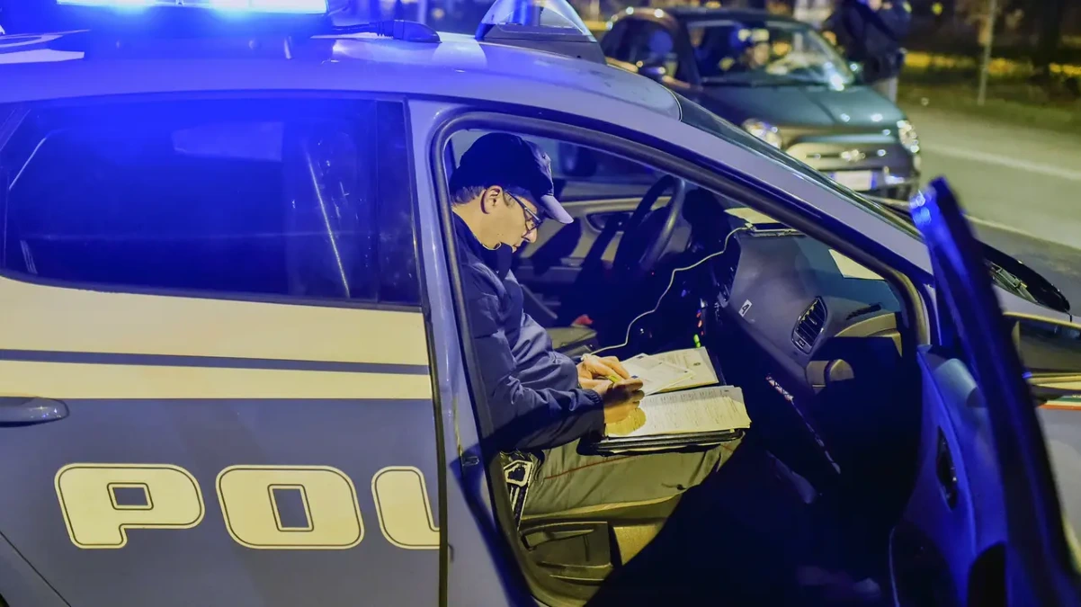 Sedicenne arrestato al Politeama dopo inseguimento: recuperati 30 grammi di hashish - 