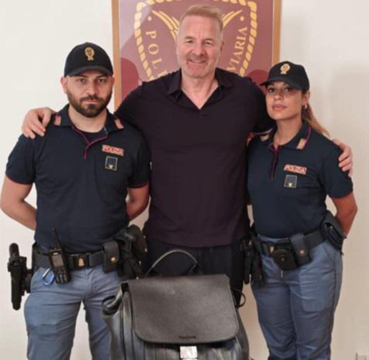 Igli Tare derubato della borsa sul treno, poi recuperata dalla polizia - 