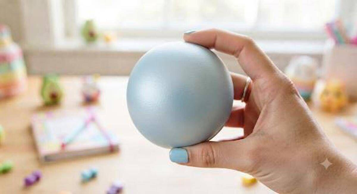 Francia, squishy esplode: ustionato in viso bambino di 8 anni - 