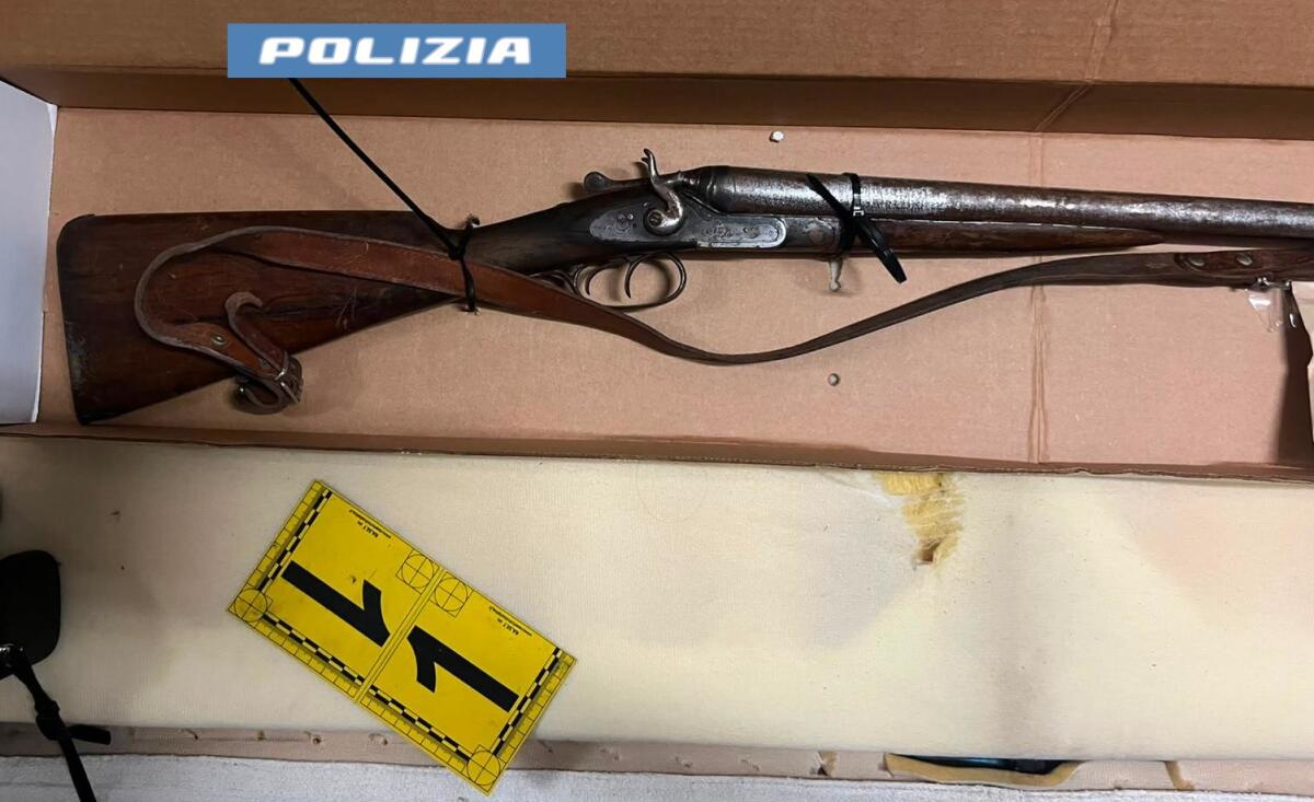 Catania: arrestato 33enne dopo ritrovamento di fucile e munizioni nascosti nel garage - 